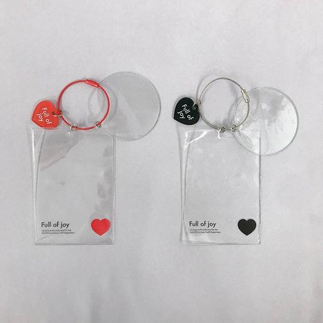 カード＆缶バッジホルダーの2番目の写真