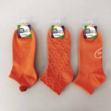 婦人靴下　推しハート　オレンジ色の商品画像