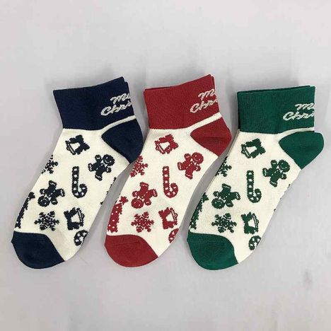 婦人アンクル丈靴下　シルエット総柄の2番目の写真