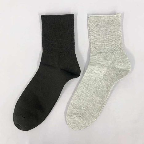 紳士　ゆったり靴下のびのびクルー丈薄手の2番目の写真