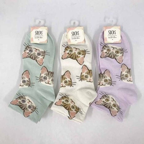 婦人靴下　アンクル丈　猫総柄の商品画像