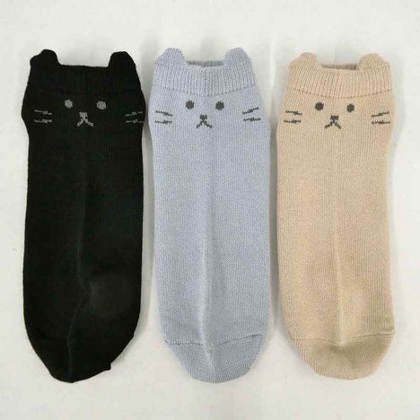 保湿用　婦人アンクル丈　耳付き猫柄の3番目の写真