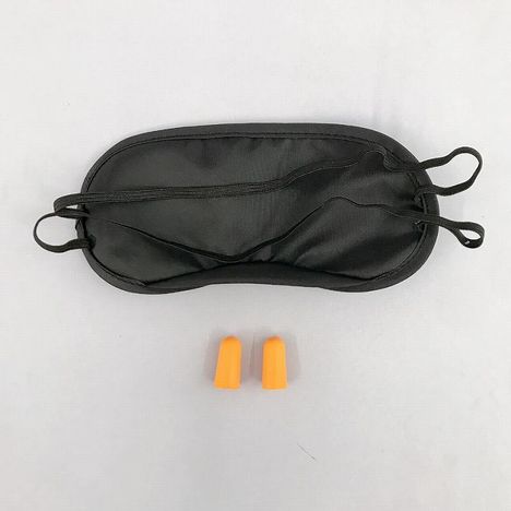アイマスク耳栓付きの3番目の写真
