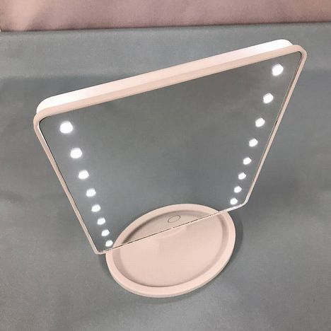 ＬＥＤスタンドミラー　四角の3番目の写真