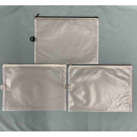 Ｄフック付ＰＶＣネットポーチ　Ａ４の2番目の写真