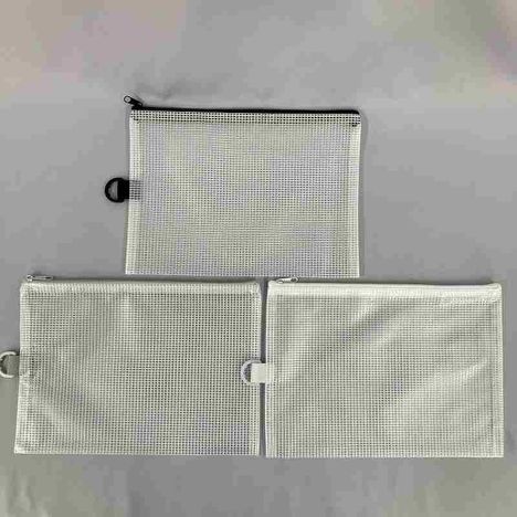 Ｄフック付ＰＶＣネットポーチ　Ａ５の2番目の写真