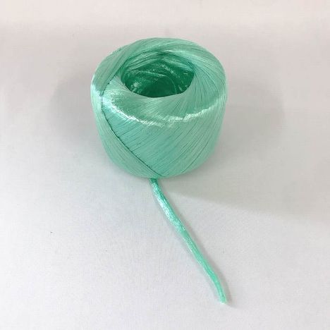 荷造りＰＰひも１３０ｍ緑の2番目の写真