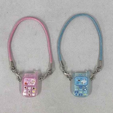 ミニミニチャーム　携帯電話の2番目の写真