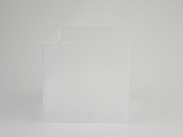 ななめカットで取り出しやすい仕切ケースの2番目の写真