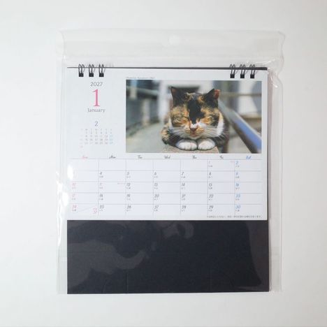 ２０２７　猫カレンダー（卓上）の画像