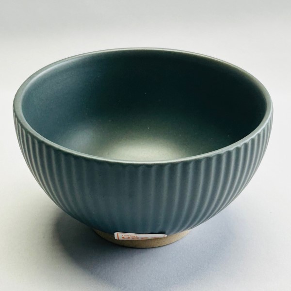 千筋黒　茶碗（大）の2番目の写真