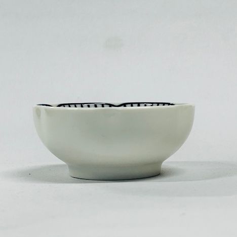 十草　花型小付の3番目の写真