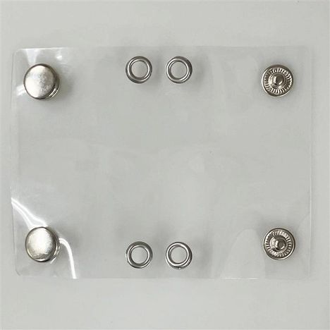 缶バッジ　キーホルダー用クリアホルダーの4番目の写真